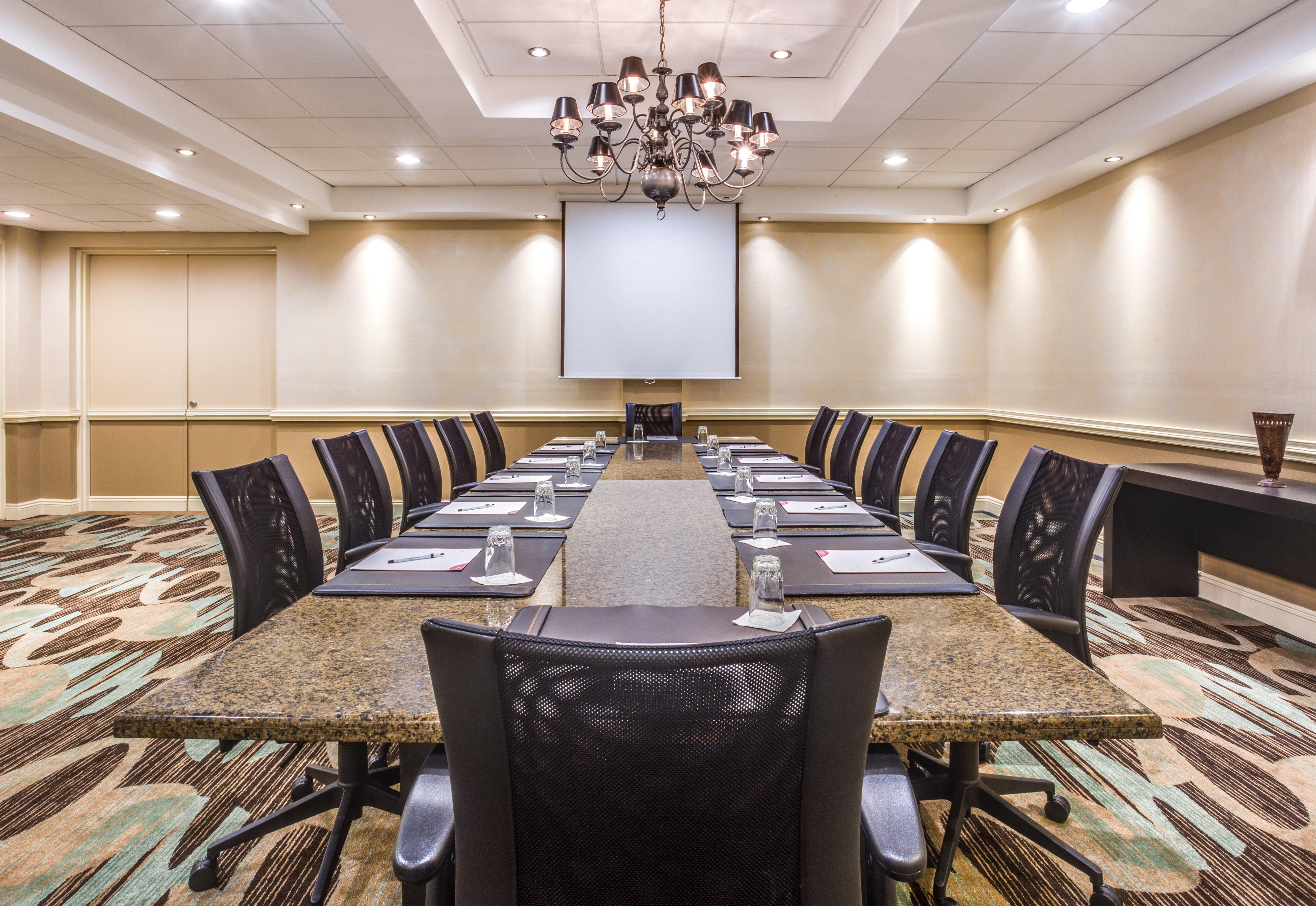 Hotel Crowne Plaza Executive Center Baton Rouge By Ihg Extérieur photo