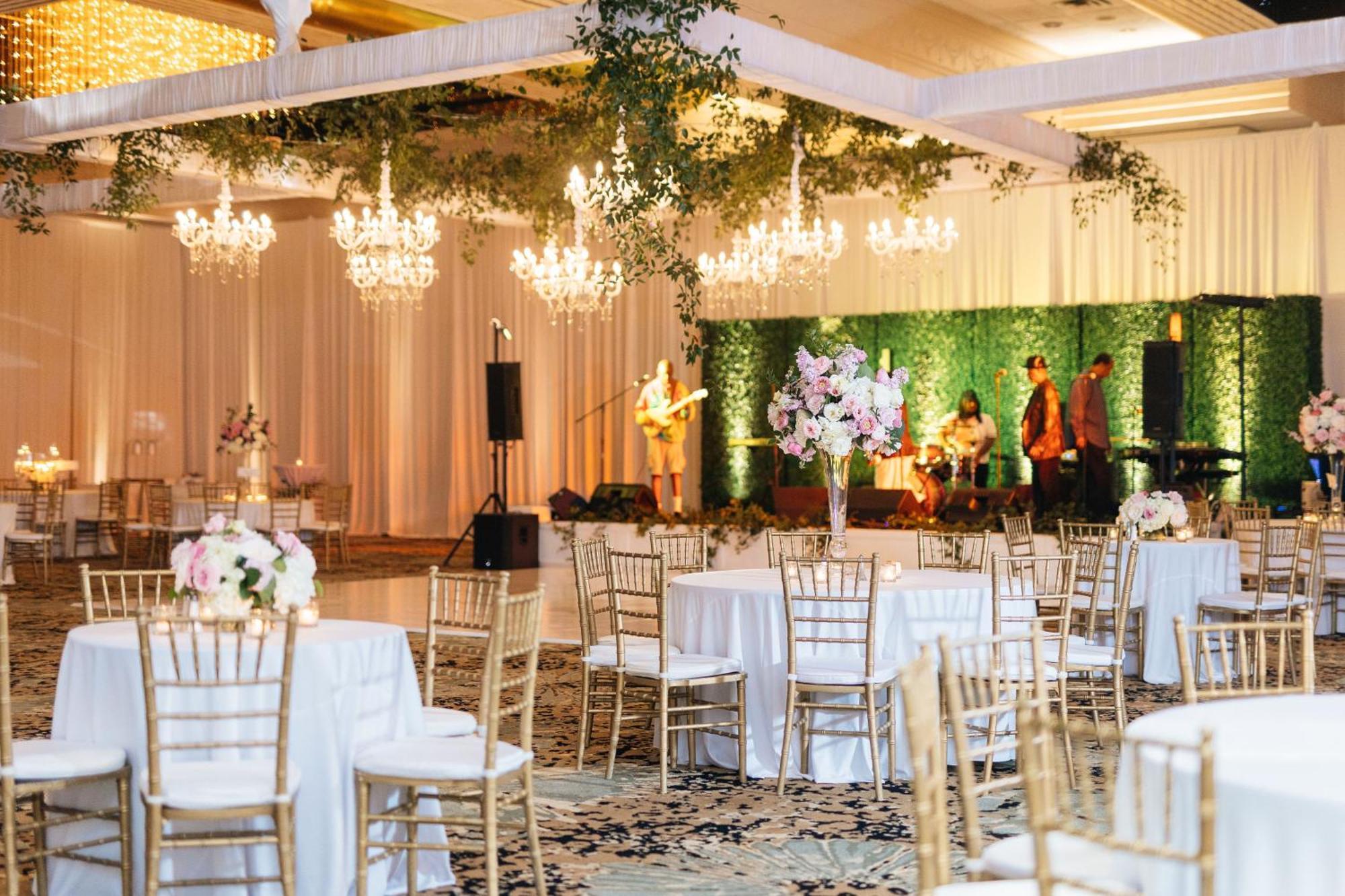 Hotel Crowne Plaza Executive Center Baton Rouge By Ihg Extérieur photo
