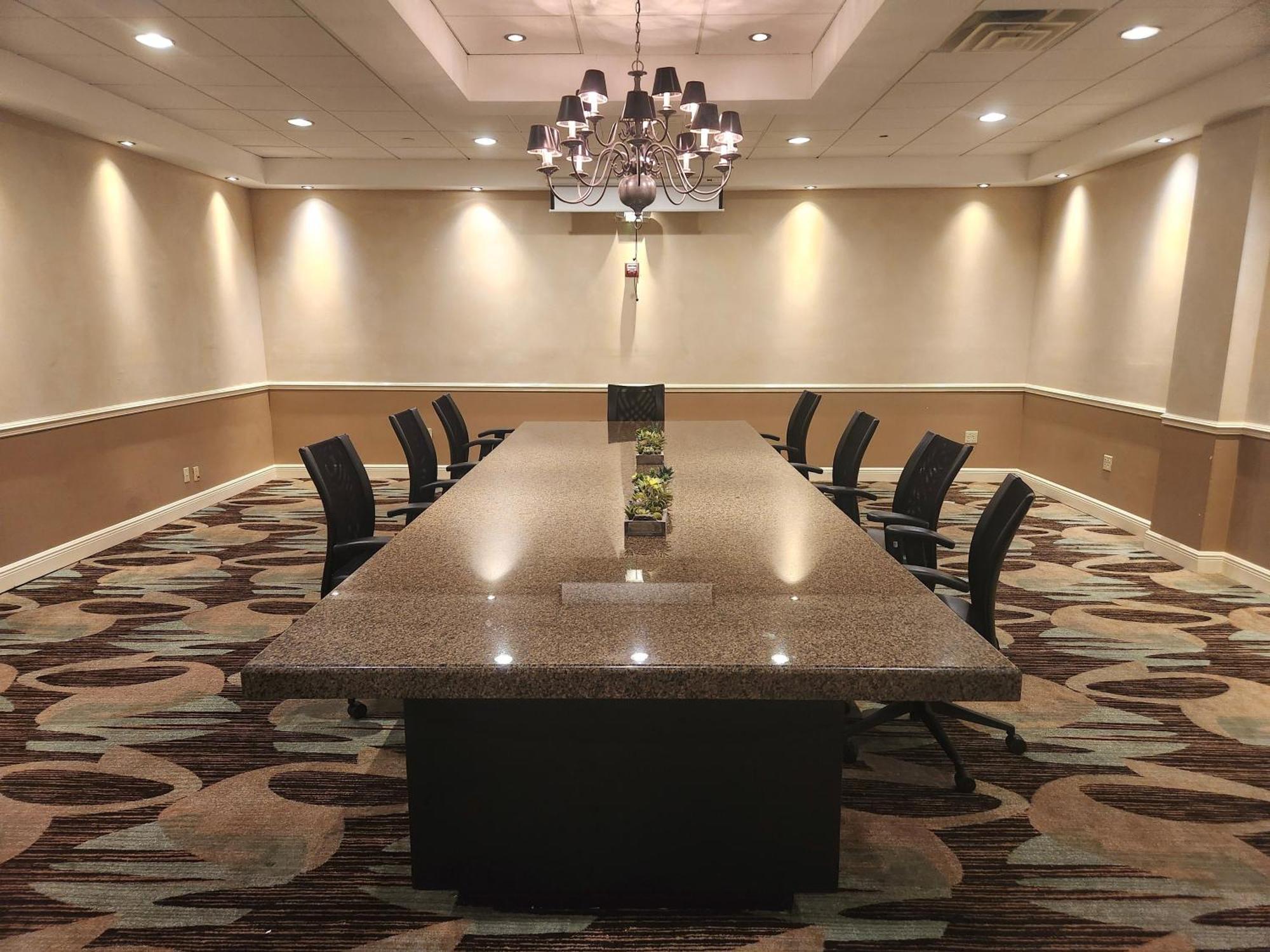 Hotel Crowne Plaza Executive Center Baton Rouge By Ihg Extérieur photo
