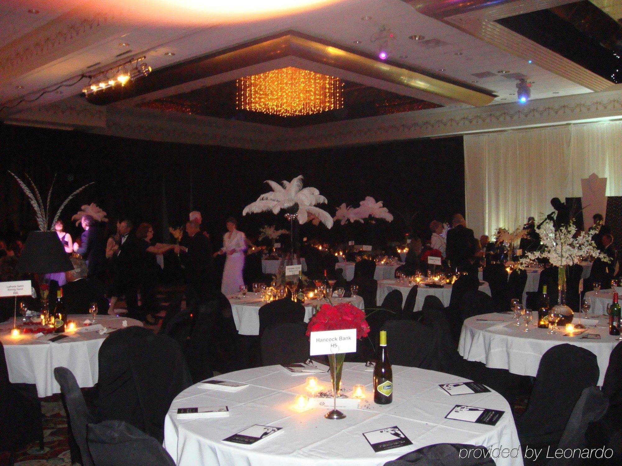 Hotel Crowne Plaza Executive Center Baton Rouge By Ihg Restaurant photo